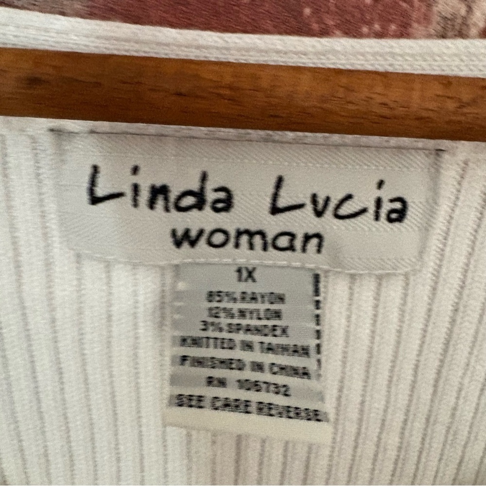 Linda Lucia Woman  Button-Up Sweater - Picture 2 of 6